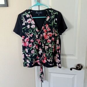 Tommy Hilfiger beautiful flowery shirt